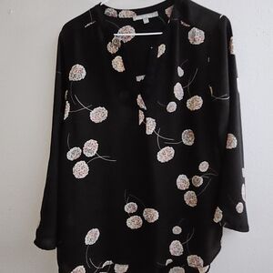 Ladies Daniel Rainn Black Floral Tunic Top Size Medium 3/4 Length Sleeve